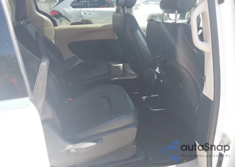 2024 Chrysler Pacifica Hybrid Select из США, поврежденный, VIN 2C4RC1S77RR123649